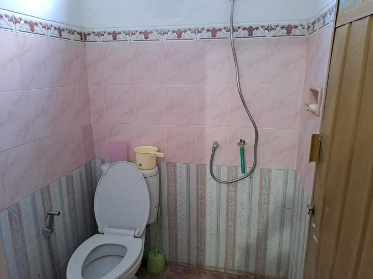 Indo Homestay Malang Kültér fotó